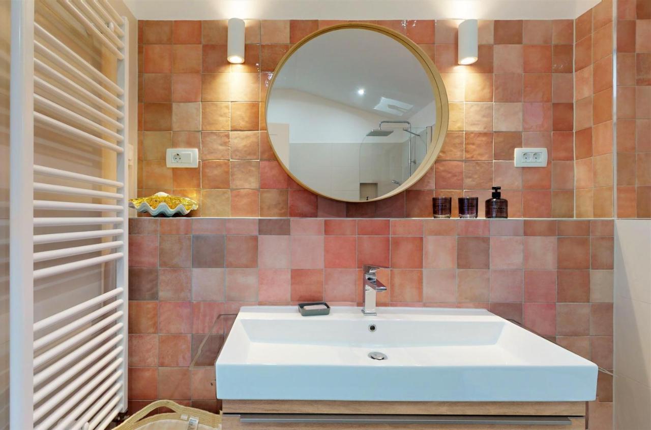 Gemuetliche Villa Mit Pool Brela Bagian luar foto